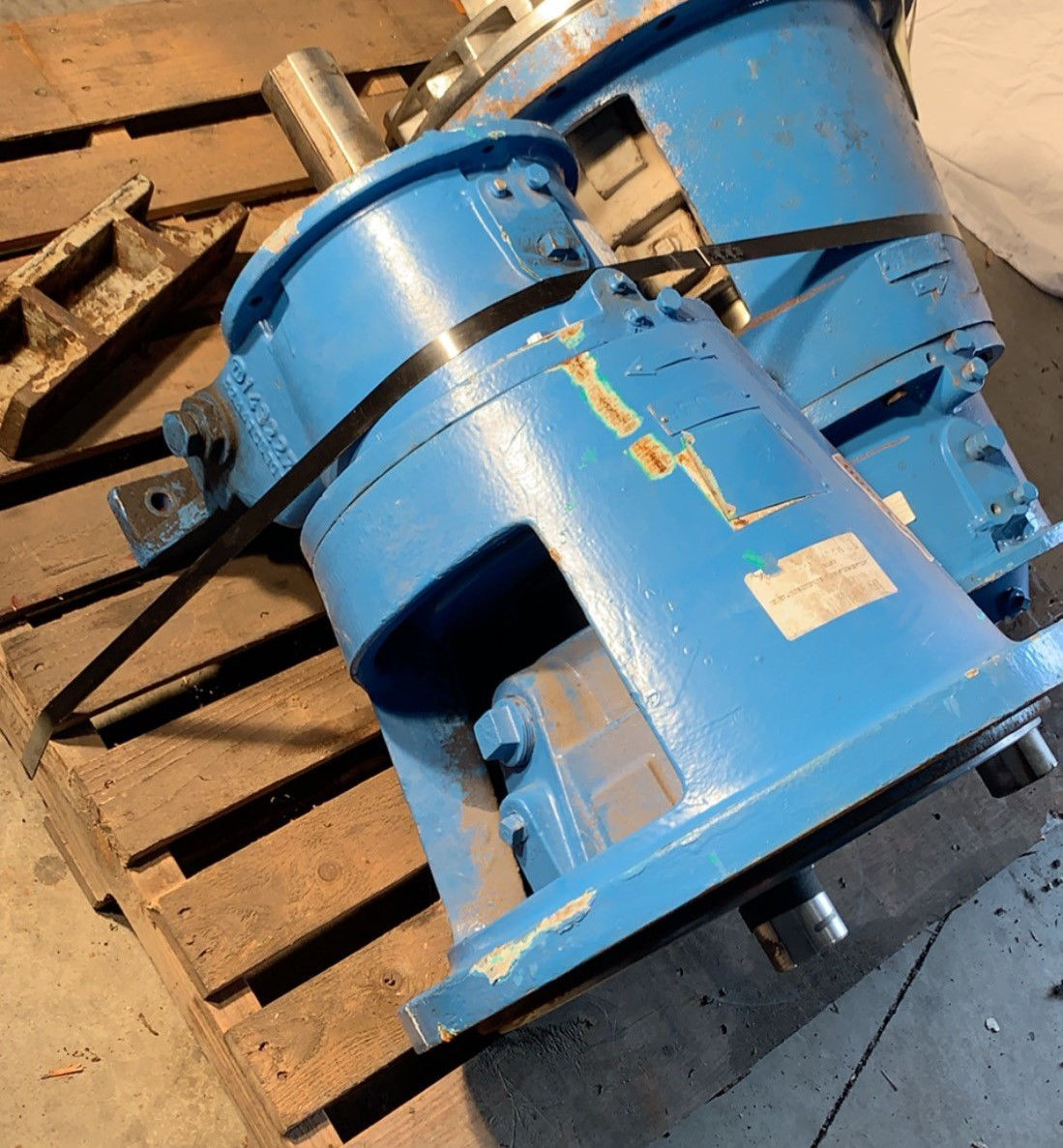 AHLSTROM SULZER MCV 32-4 PUMP HS-0165